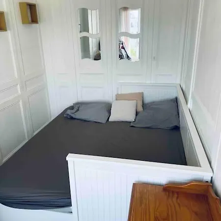 Cosy Retreat In Normandy Apartman *